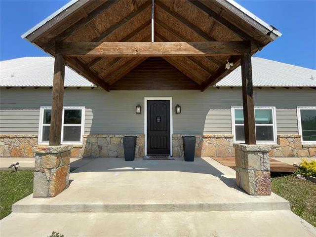 Building Photo - 840 Meadow Ln