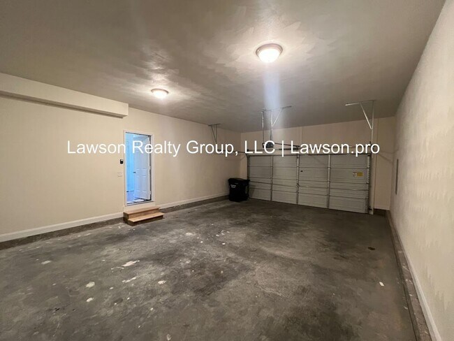 Building Photo - Newer Construction in Vinton with Incredible Mountain Views and  Attached Garage