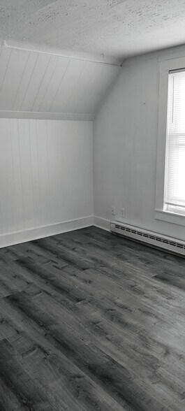 Building Photo - 251 Goffstown Rd
