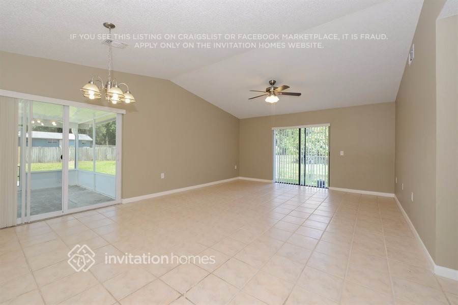 Building Photo - 5800 Southwind Dr