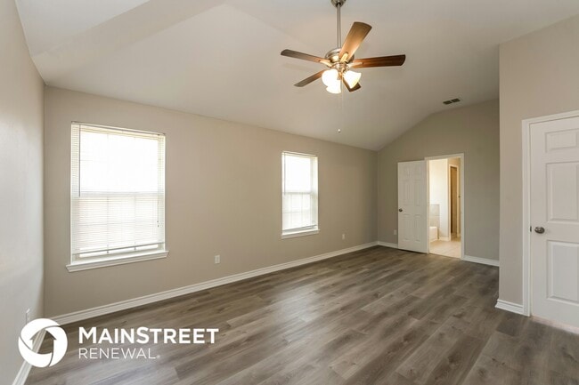 Building Photo - 1906 Uhl Rd