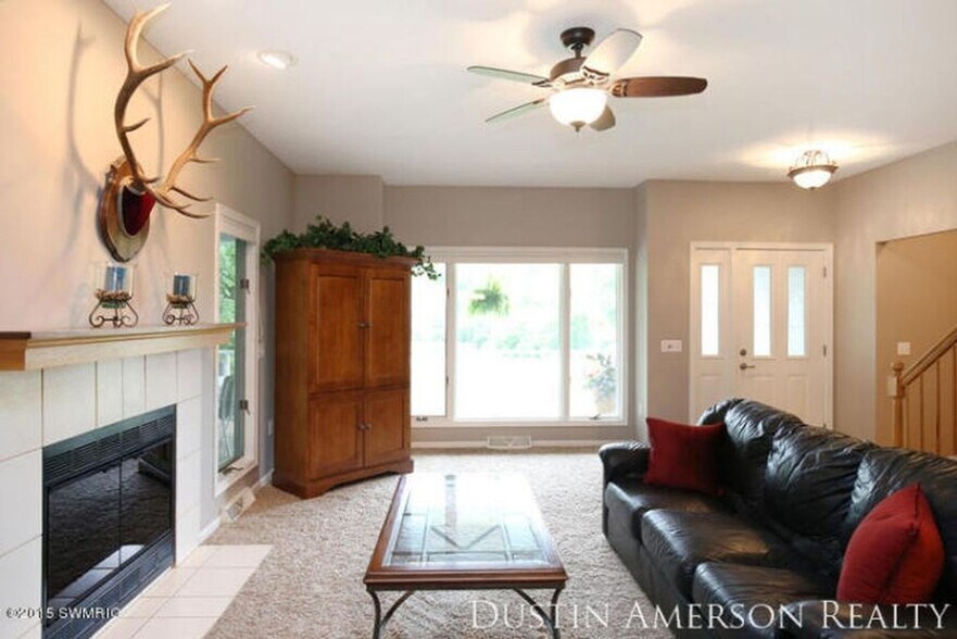 Building Photo - 7799 Abby Ln SE