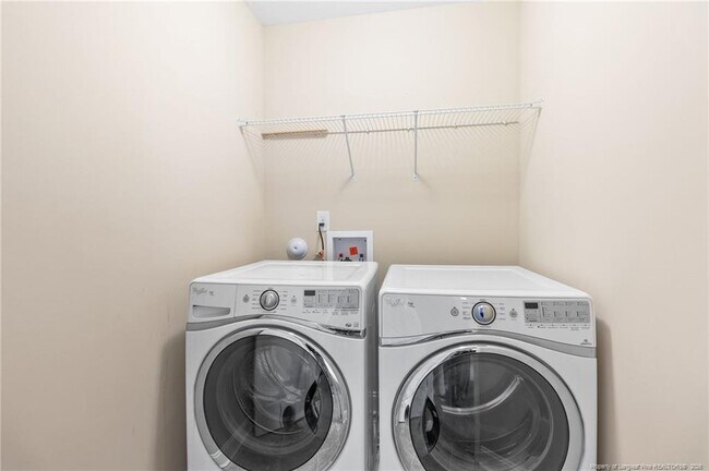 Building Photo - 937 Liberty Ln