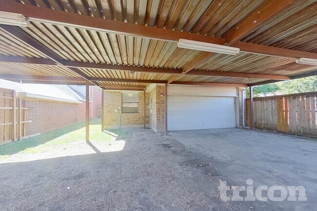 Building Photo - 1121 Cypress Ln