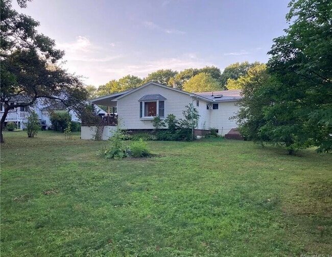 Building Photo - 208 Lyman Dr