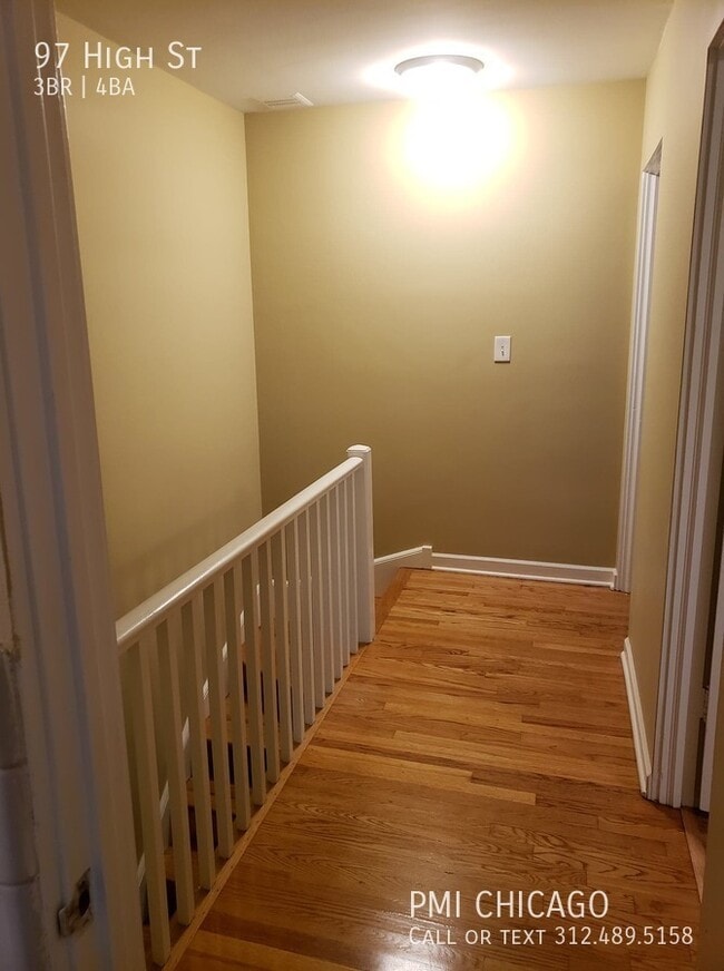 Building Photo - 97 High St