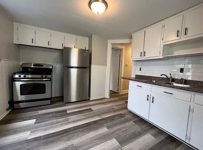 Building Photo - 186 Greene St