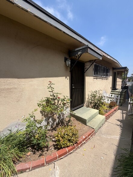 Building Photo - 824 Glenway Dr