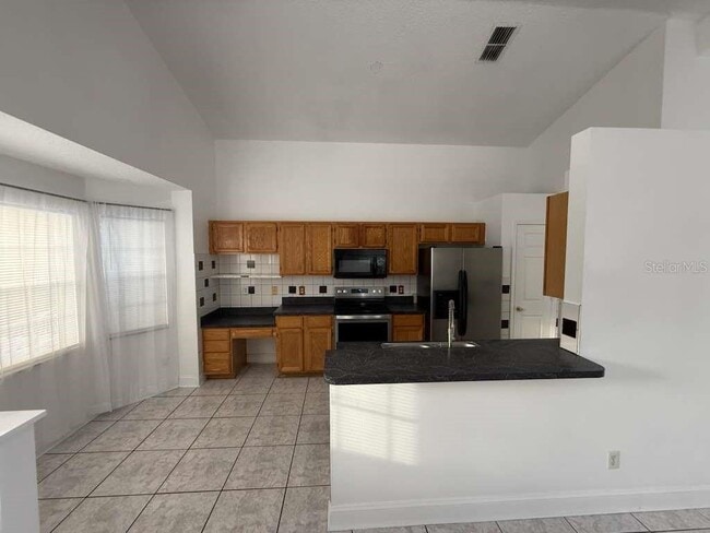 Building Photo - 2009 River Park Blvd