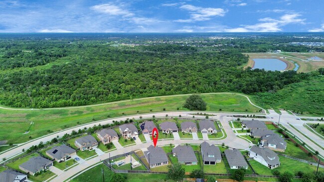 Building Photo - 2830 Tumlinson Dr