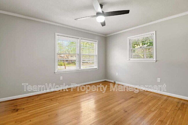 Building Photo - 1641 Falmouth St