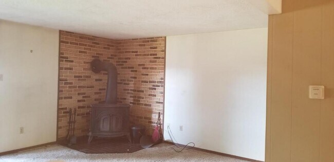 Building Photo - 0675 Straight Creek DVW I 101