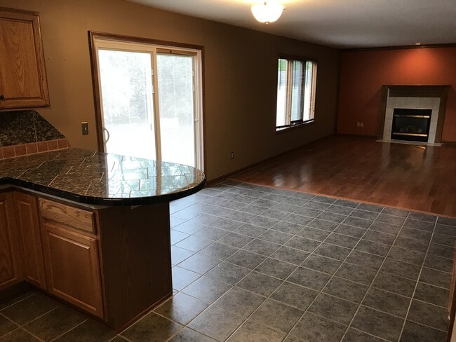 Building Photo - 5726 Fox Mill Run