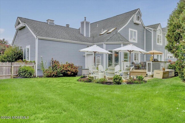 Building Photo - 328 E Main St