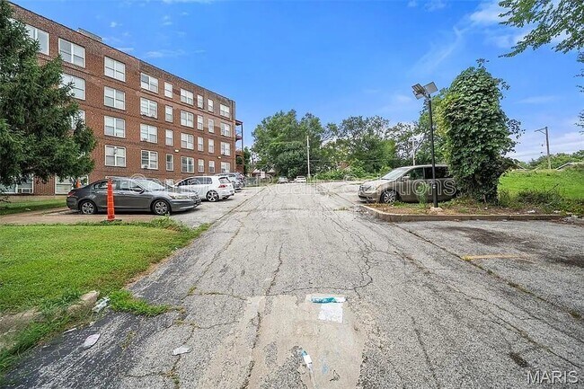 Building Photo - 8612 Halls Ferry Road