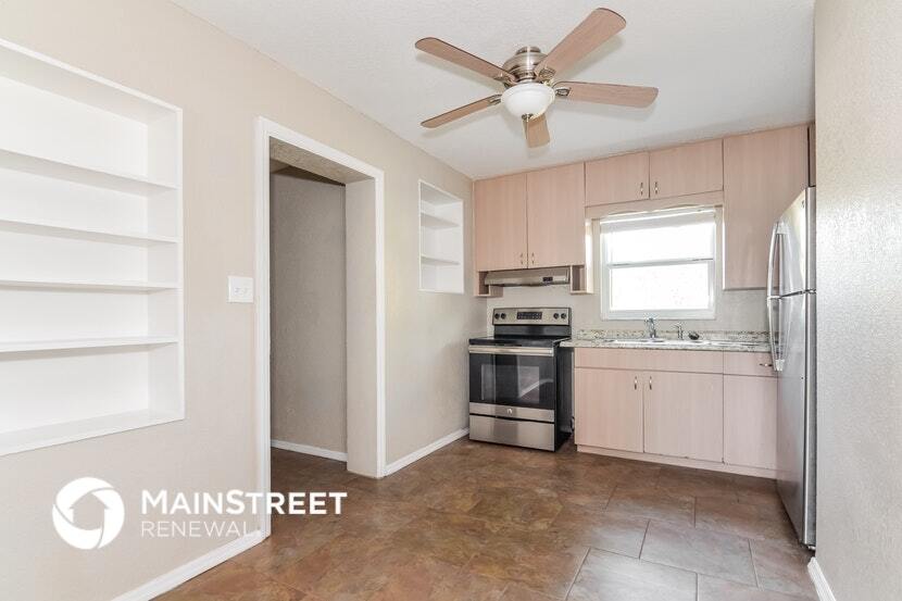 Building Photo - 2184 Colonial Ave