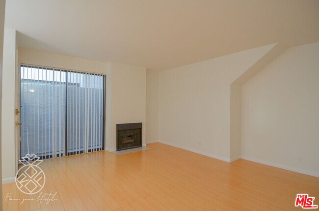 Building Photo - 1727 Glendon Ave