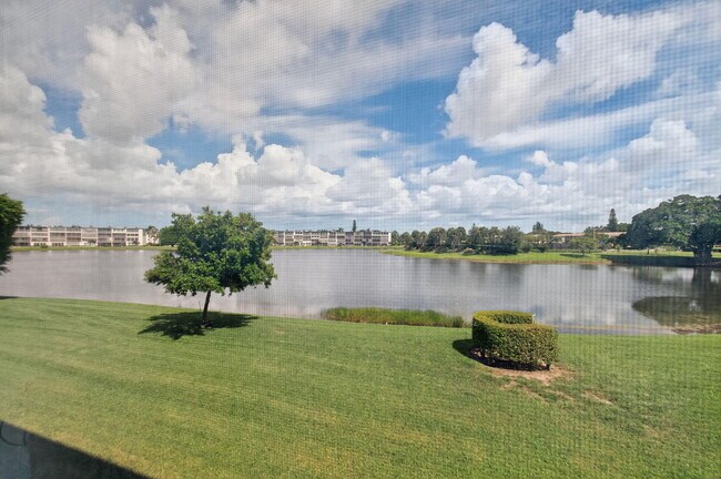 Building Photo - 2015 Cornwall A