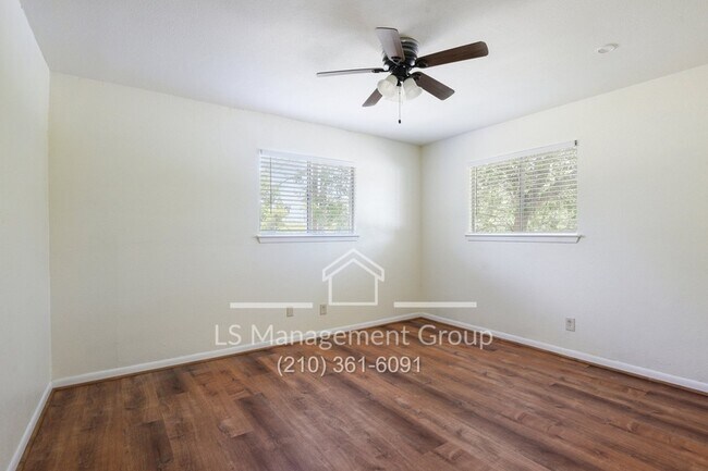 Building Photo - 6603 Cherryleaf St