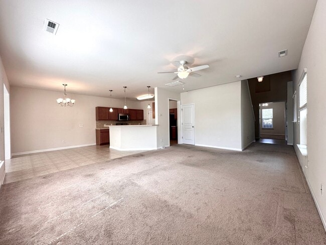 Building Photo - **MOVE IN SPECIAL!**Beautiful 3BR/2.5BA Home in Charlotte!