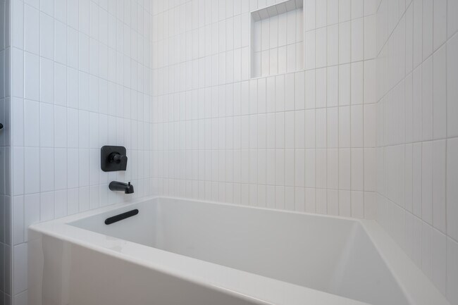 Building Photo - 3201 S Barrington Ave