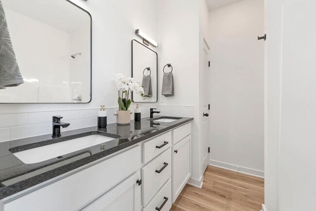 Building Photo - BRAND NEW 3 Bedroom Townhome!
