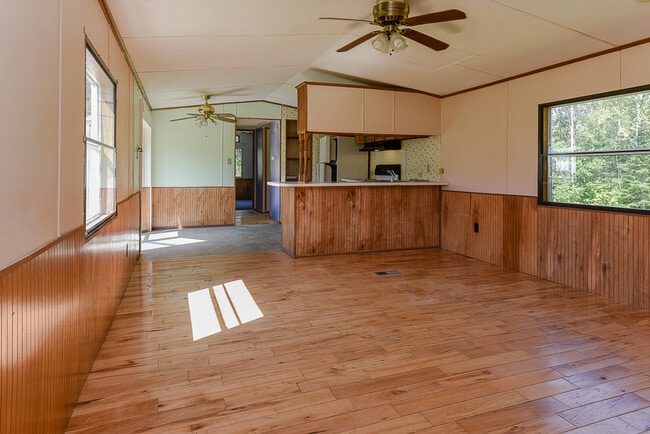 Primary Photo - 16 Hilltop Dr