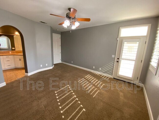 Building Photo - 2933 W Harold Ct