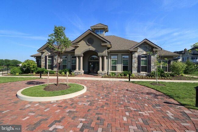 Building Photo - 13411 Deer Highlands Way