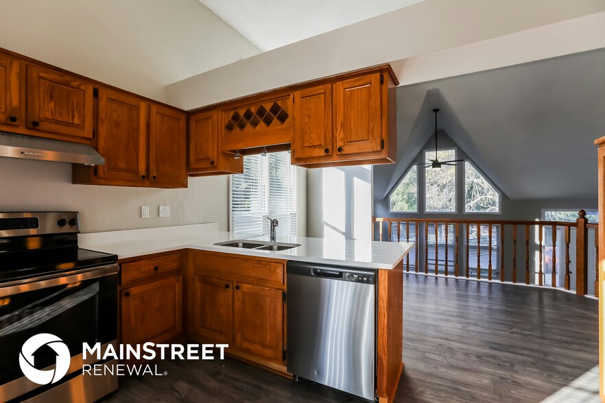 Building Photo - 6305 Anderson St