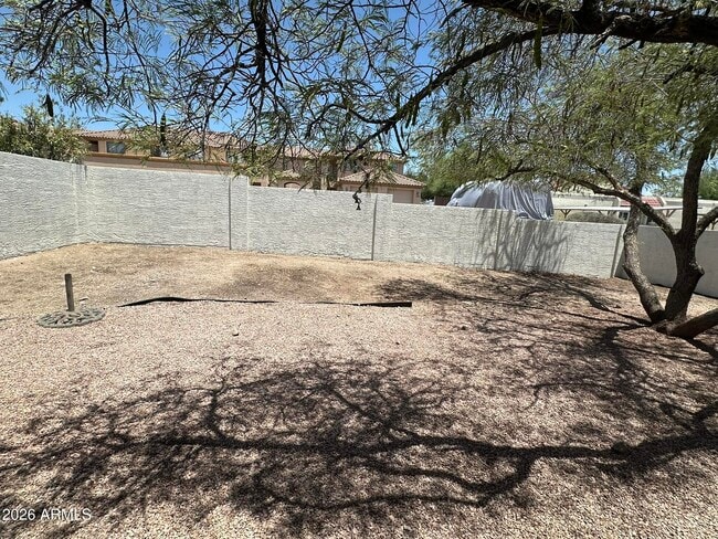 Building Photo - 17012 E Salida Dr