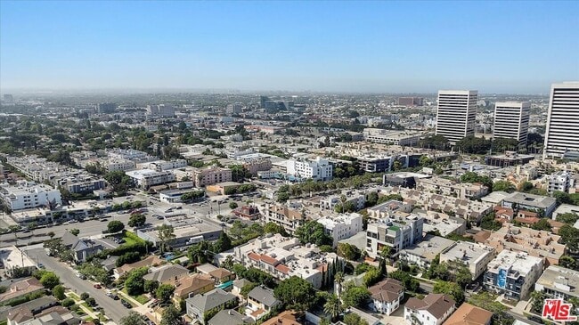 Building Photo - 1650 Veteran Ave