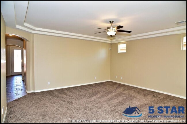 Building Photo - 3 bedroom in El Paso TX 79934