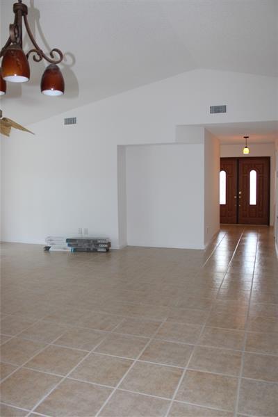 Building Photo - 9 Beckley Pl