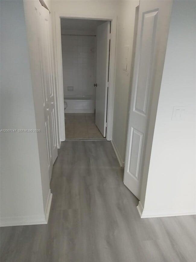 Building Photo - 4175 N Haverhill Rd