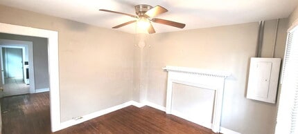 Building Photo - 66 Chester Ave SE