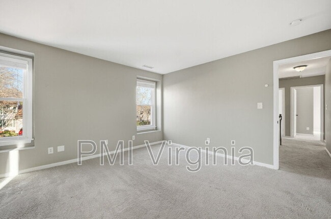 Building Photo - 4808 Boxford Rd