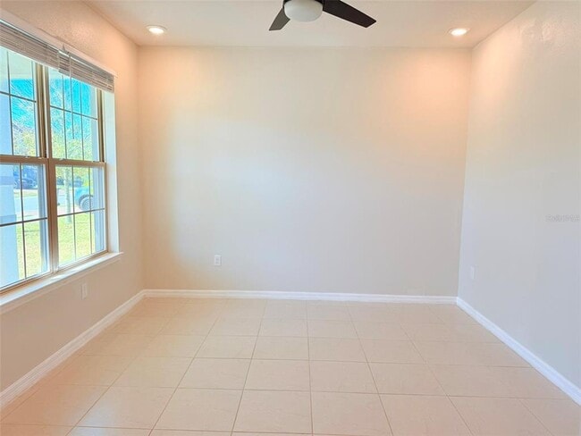 Building Photo - 10844 Rolling Moss Rd