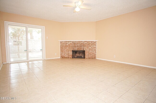 Building Photo - 11608 James Watt Dr