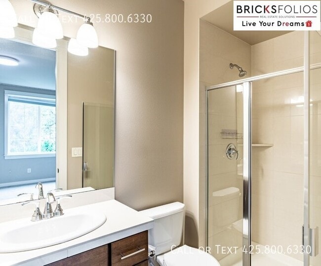 Building Photo - Discover the Perfect Blend of Comfort and ...