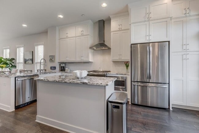 Building Photo - 4231 Deming Cir