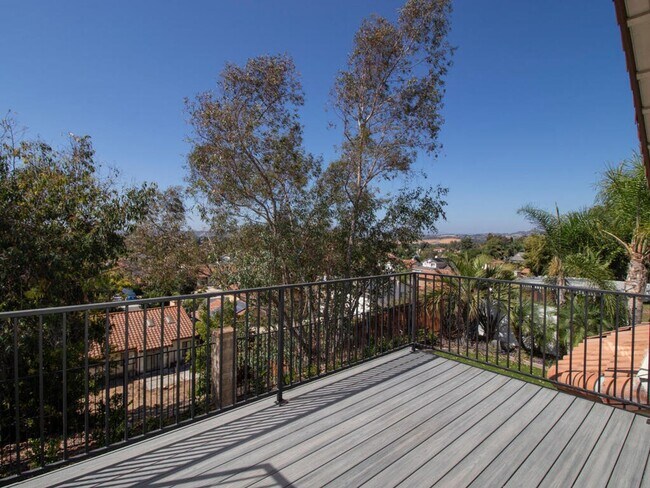 Building Photo - Stunning Fully Remodeled Home in Rancho De...
