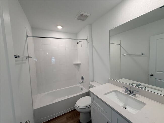 Building Photo - 1503 Knox Hill Path