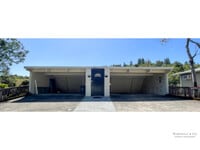 Building Photo - NEW LISTING! CHARMING, PRIVATE 1BR/1BA DUP...