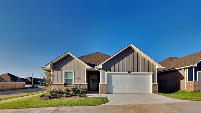 Building Photo - LUXURY 3 bedroom 2 bathroom cottage in 55+ community in Warr Acres, OK (LEASING SPECIAL)