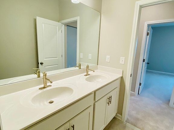Building Photo - 4315 Magpie Dr