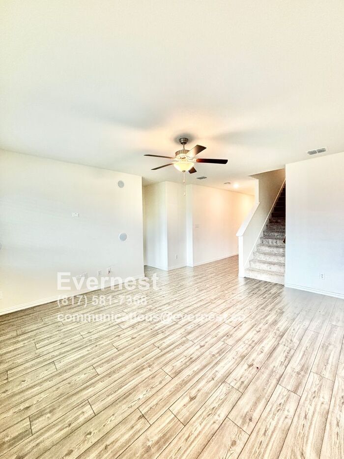 Building Photo - 6825 Waterloo Ln