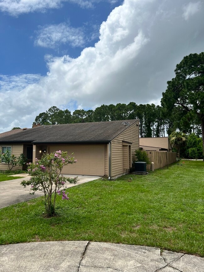 Building Photo - 4609 Ashley Dr