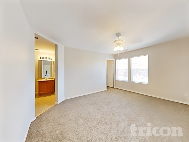 Building Photo - 8700 Winding Creek Dr