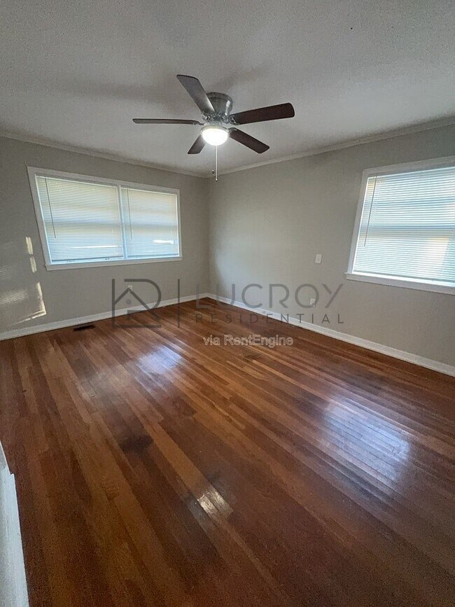 Building Photo - 5855 Canton Park Dr